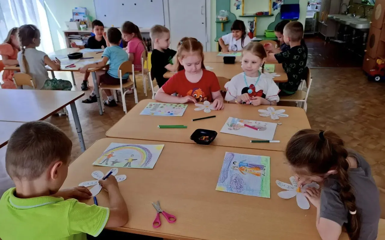 🌼 «Теремок» отмечает День семьи, любви и верности! 🌼

В преддверии праздника в нашей группе прошли