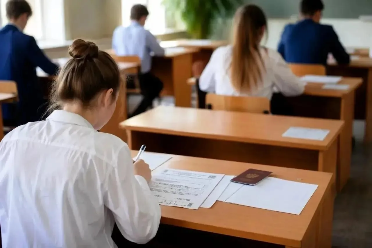 Дополнительный период ЕГЭ на Вологодчине завершился экзаменом по математике базового ур...