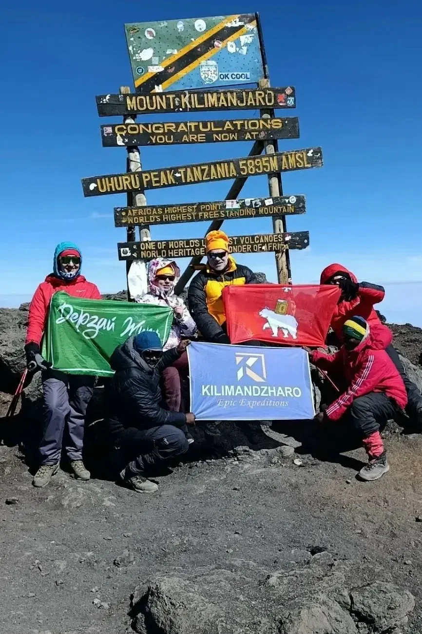 🏔Наш земляк Михаил Юсев покорил Килиманджаро в 58 лет!