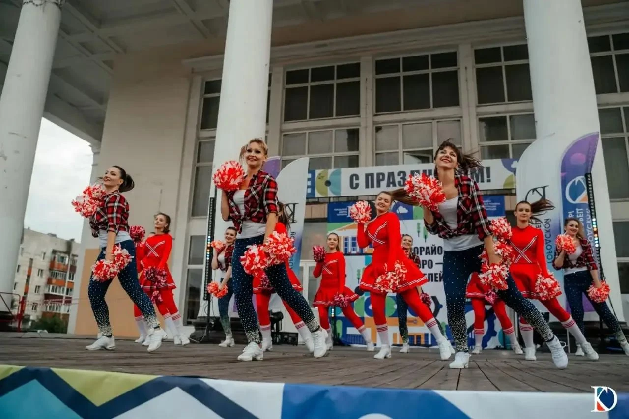 26 сентября на площади Городского Дворца культуры ярко отметили День жилого района Трак...