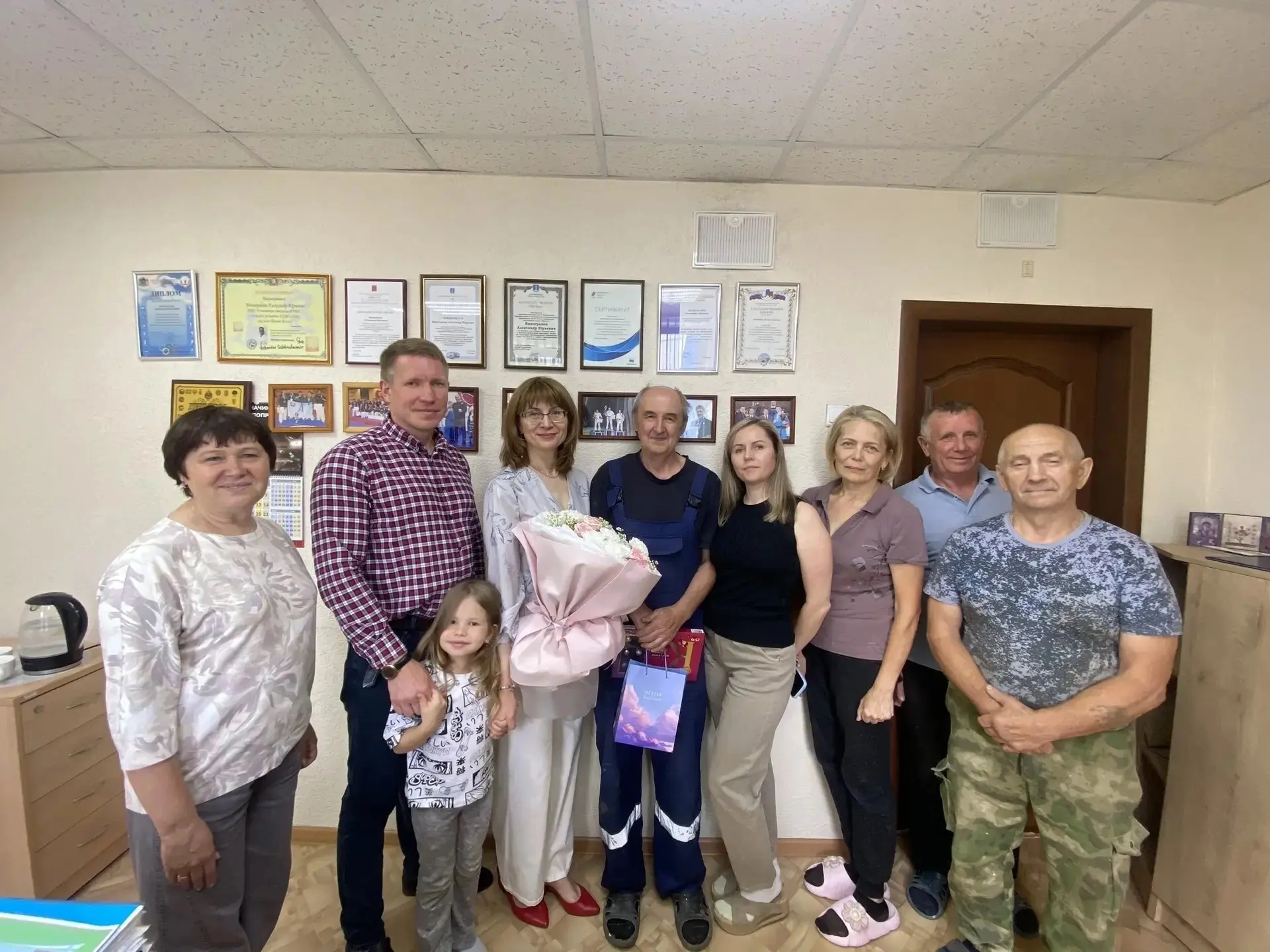 Вчера у нас был двойной праздник! 🎉

С днем рождения поздравляем наших замечательных коллег — Светл
