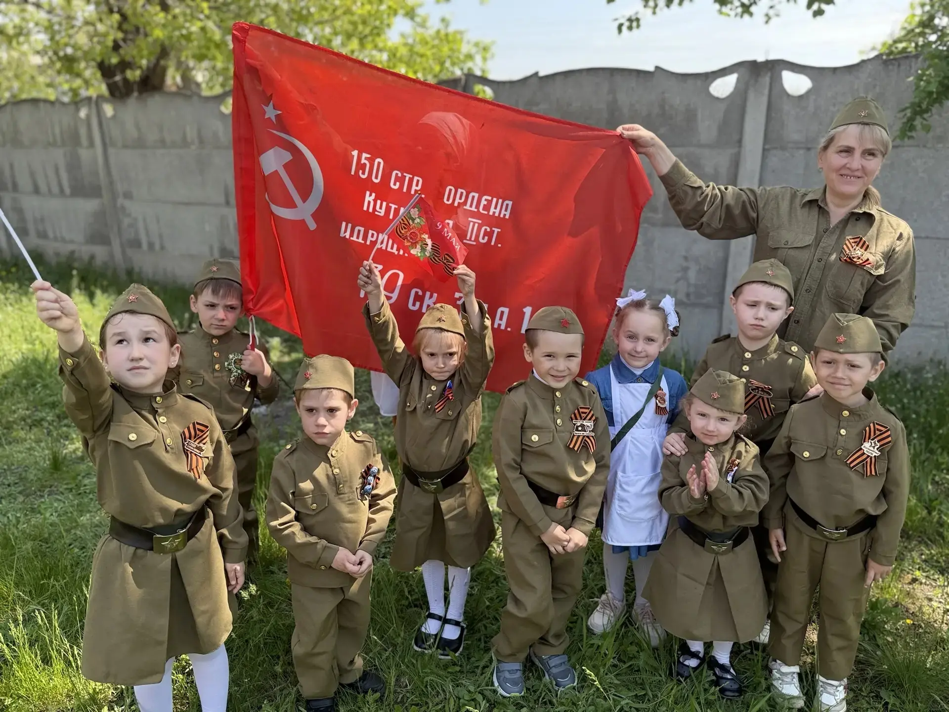 Сердечно поздравляем всех с