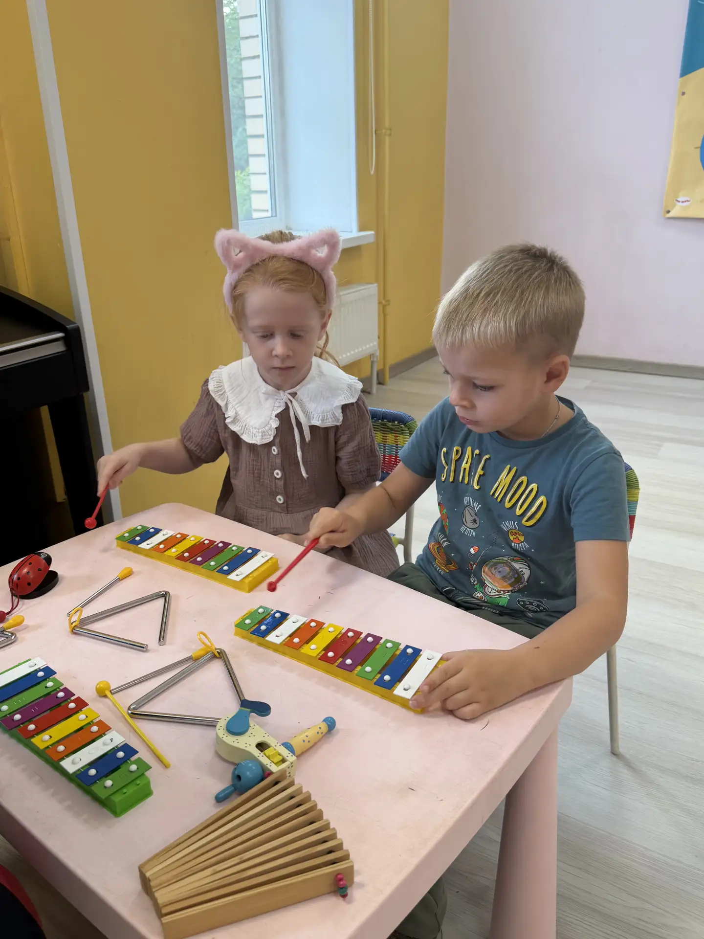 Сегодня на музыкальном занятии ребята снова показали, насколько они талантливые и дружн...