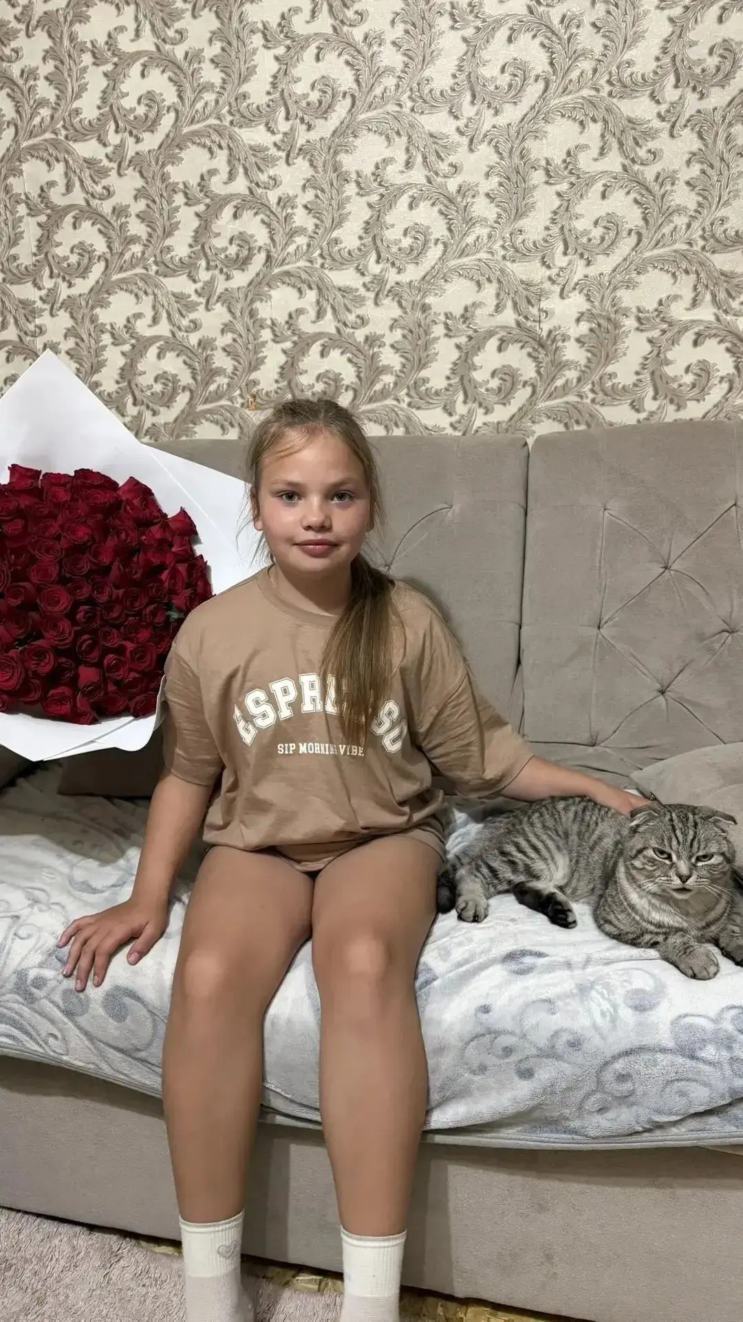 Всем привет!!! 👋😊 Меня зовут Александра, и я учусь в 4«А» классе! 🎒📚✏️