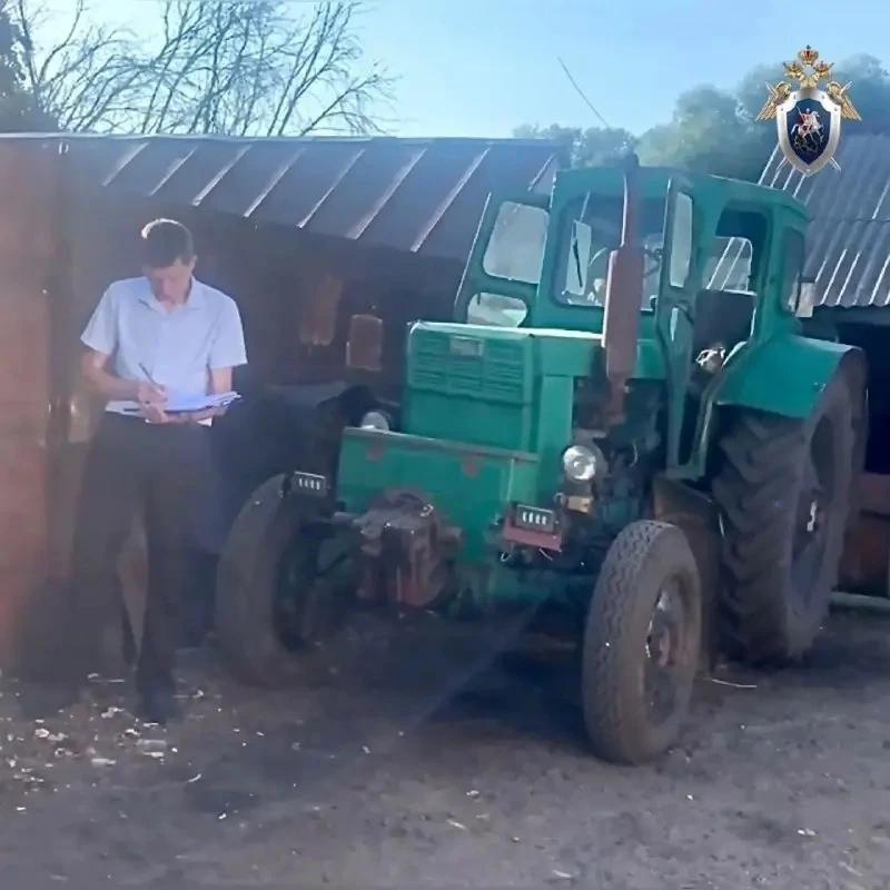 🚜 Тракторист насмерть задавил мужчину в селе Завальное

В Усманском округе 70-летний тракторист сби
