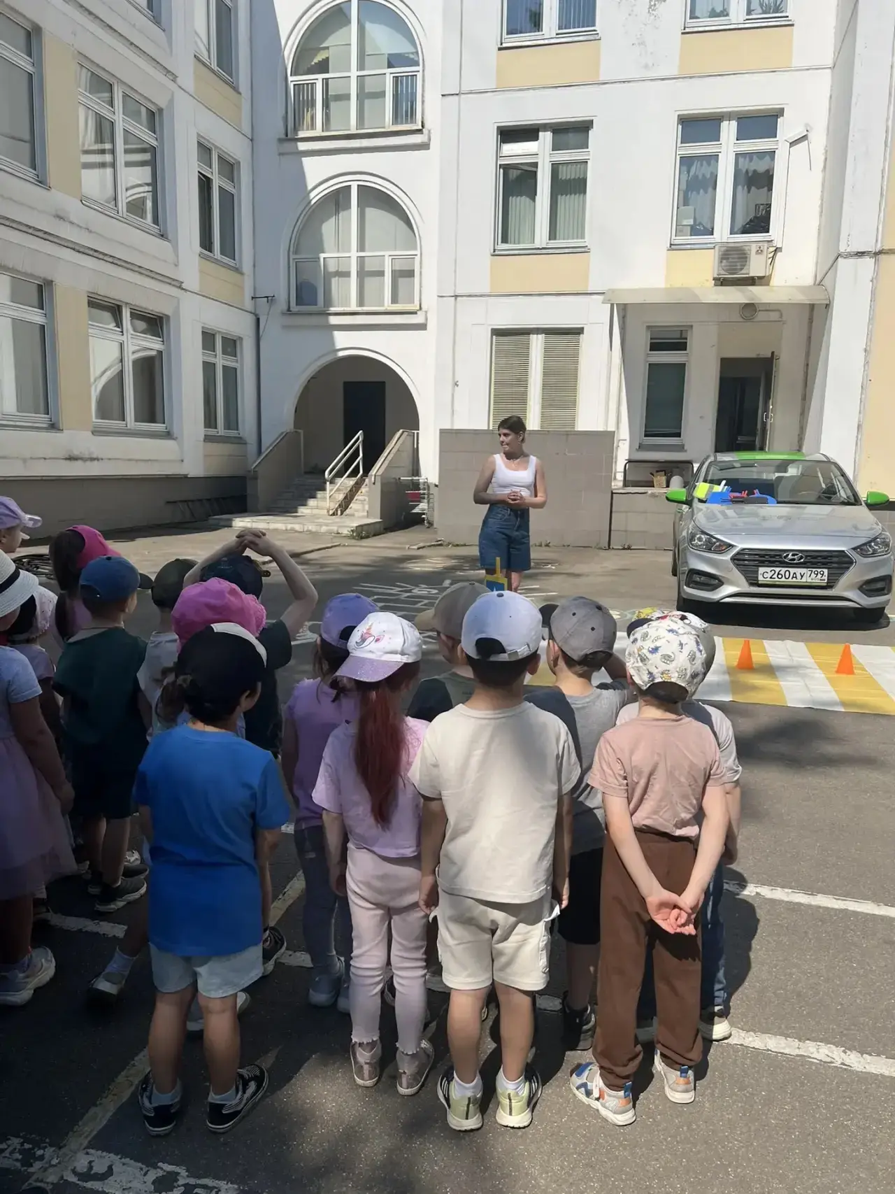 🚦 Безопасность превыше всего!

👉🏻В #НАШАШКОЛА814 состоялась настоящая школа безопасности. Воспита