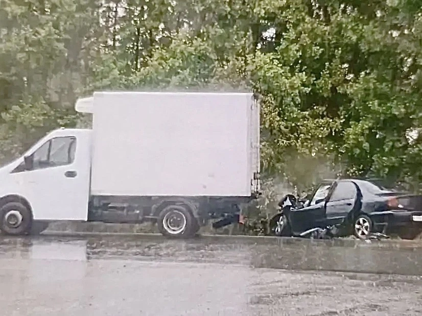 Жесткое ДТП около Газпрома.
