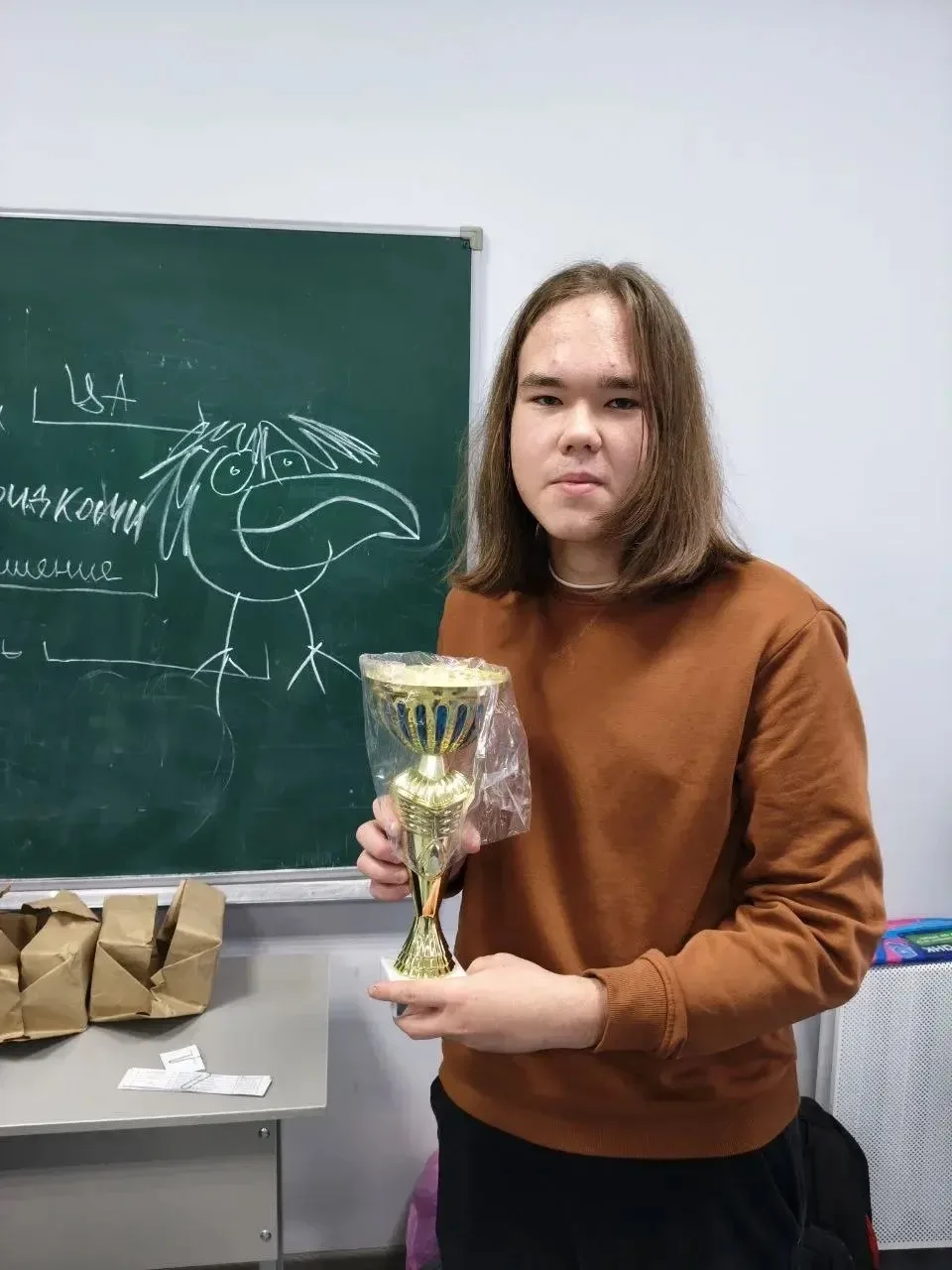 Сегодня, 3 октября 2026 года, команда 11 "Б"класса участвовала интеллектуальной игре "Ч...