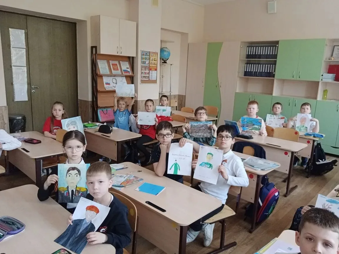 Орлята 2 "Б" класса рассказали о подвигах своих родственников в годы Великой Отечественной войны. Мы