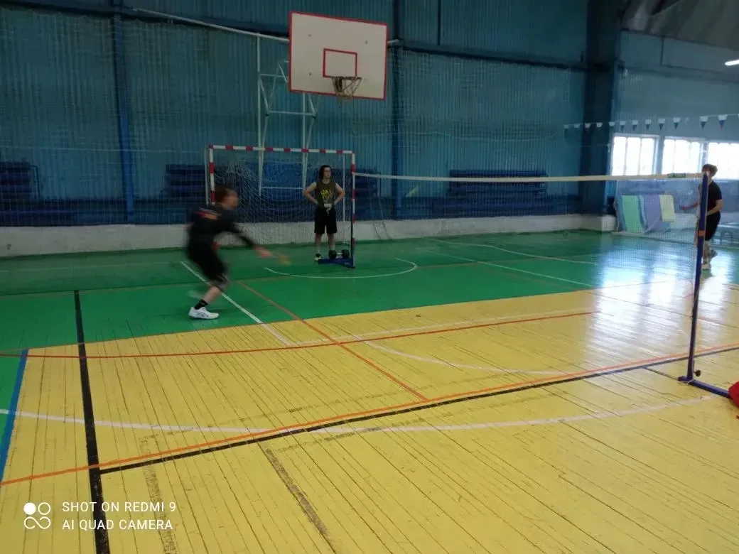 🇷🇺🏸 12 июня прошёл турнир по бадминтону, посвящённый Дню России!

В праздничный день участники вы