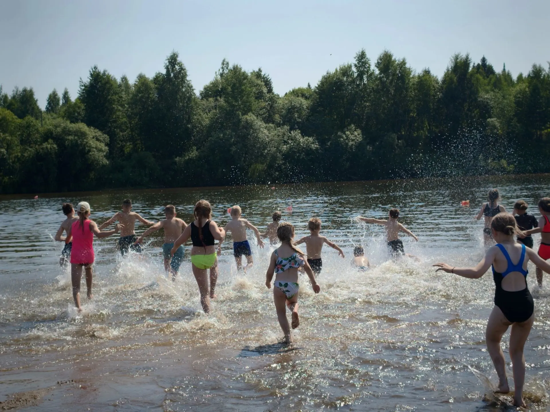 ☀️Солнце, воздух и вода – наши лучшие друзья!

Ученики нашей школы участвуют в программе по обучению