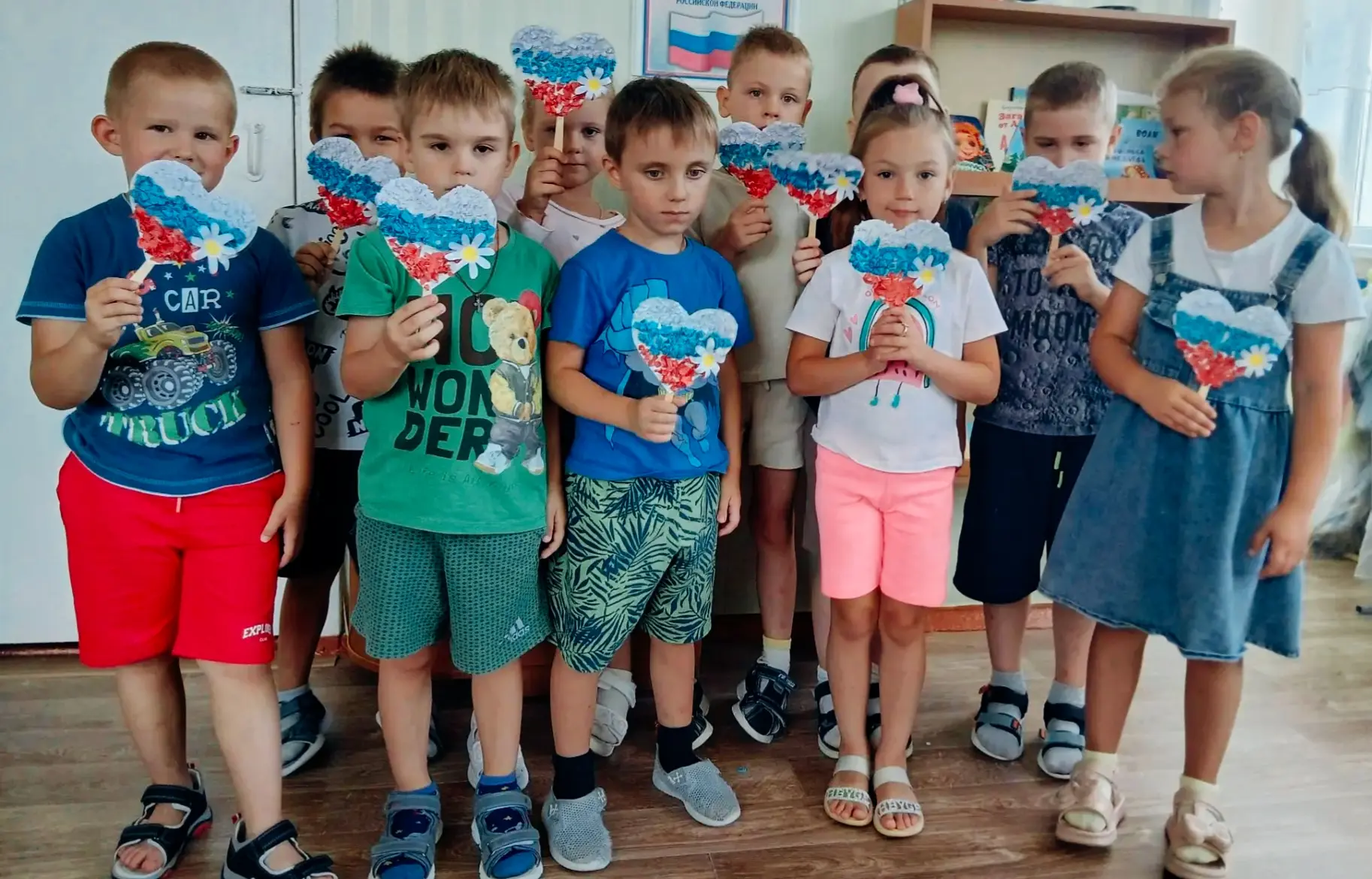 Ежегодно 22 августа в России отмечается День Государственного флага Российской Федераци...