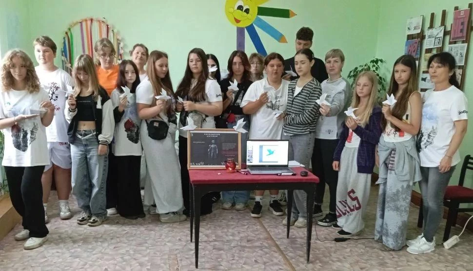 В Тимофеевке прошло мероприятие, посвящённое Дню памяти детей - жертв войны в Донбассе

Встречу орга