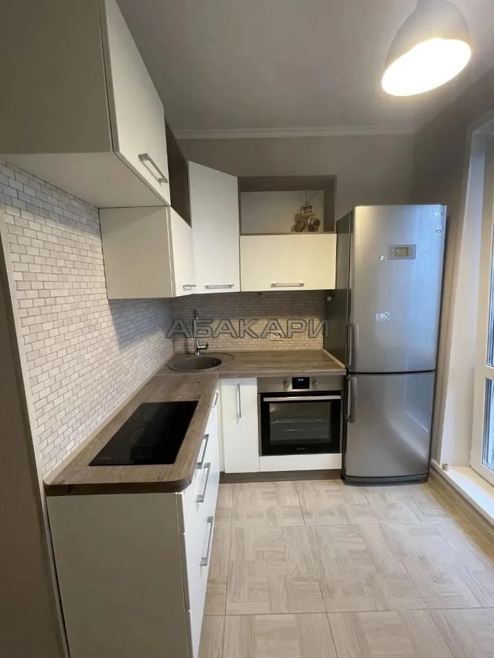 🏠 улица Сергея Лазо, 4