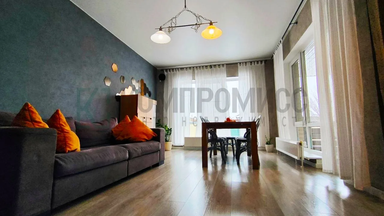 📍 Просторный дом с террасой и садом    🏠 Про дом:  ✅ 128,7 кв.м., 3 спальни, кухня-гостиная 32,9 м² 