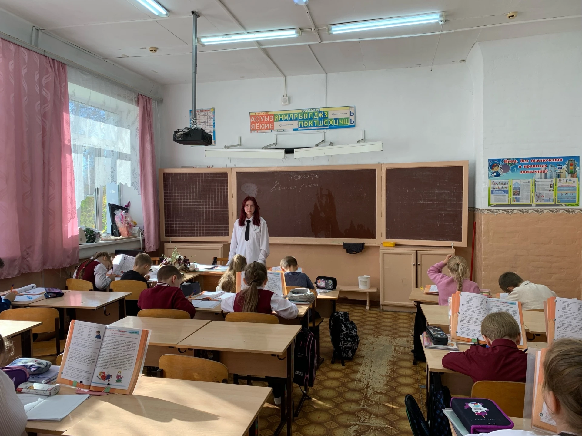 В честь Дня учителя у нас состоялся традиционный и всеми любимый День самоуправления.