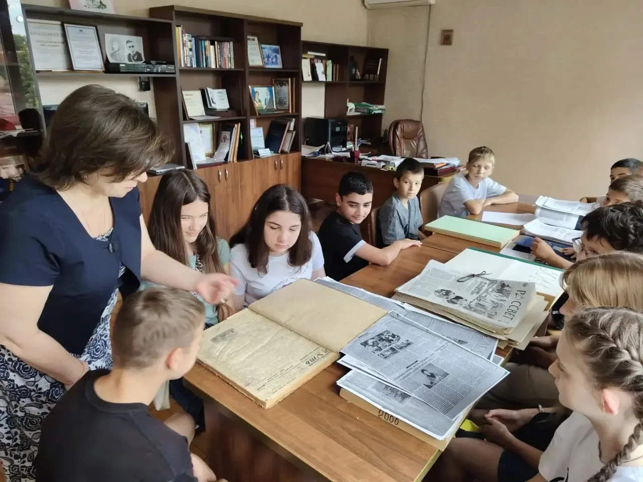 17июня 2026 г в рамках тематической площадки "Юный журналист" учащиеся 6 А класса МАОУСОШ 4 им. Я. Ф