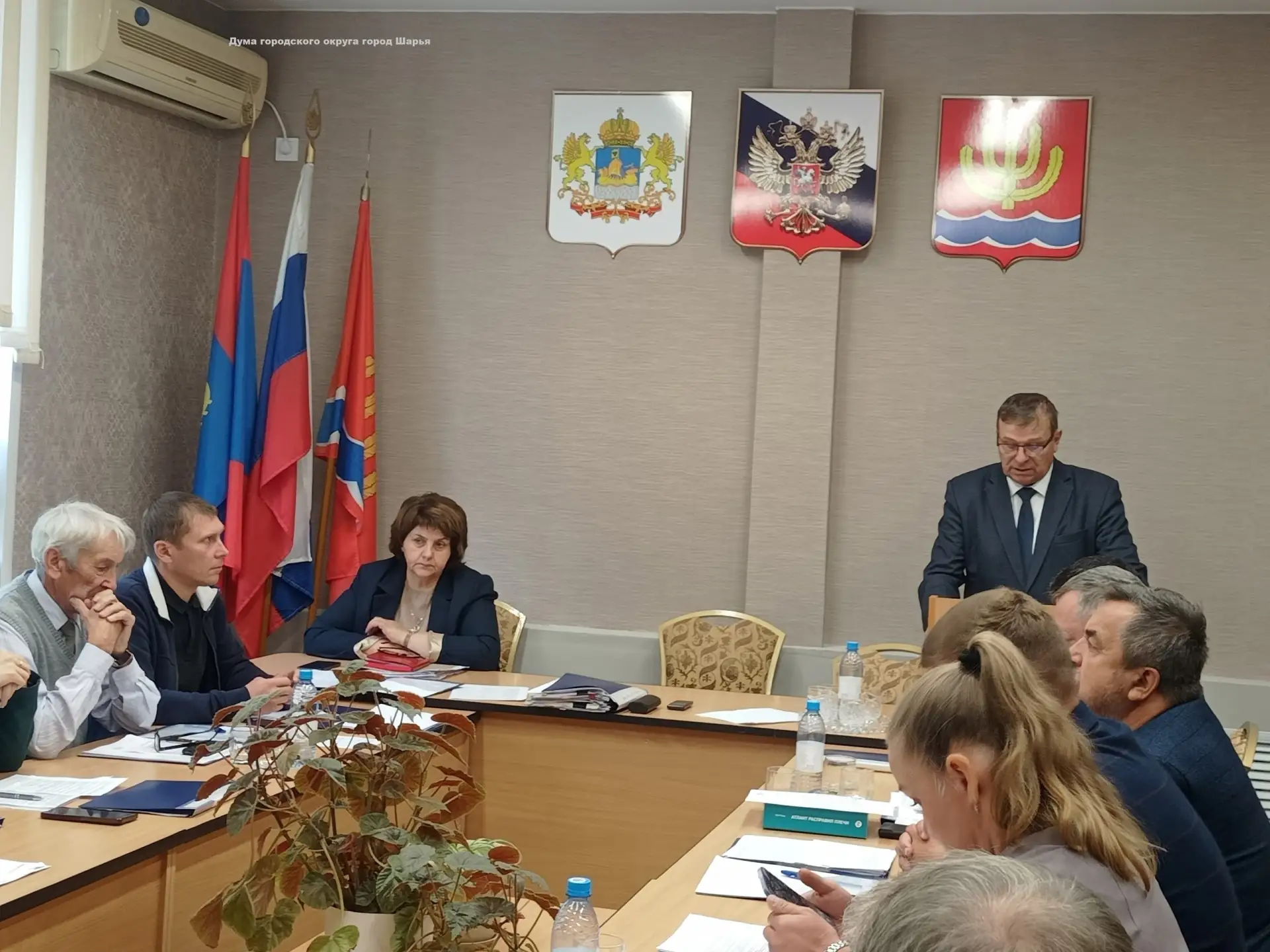 Сотрудникам финотдел а вручат грамоты, а спортзал "Сплавщик" возможно отремонтируют