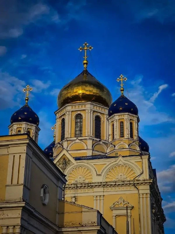 Доброе утро!

Сегодня возможен дождь, днем до 20°C 🌧️

Пусть день пройдет легко и радостно!

📸 Мих