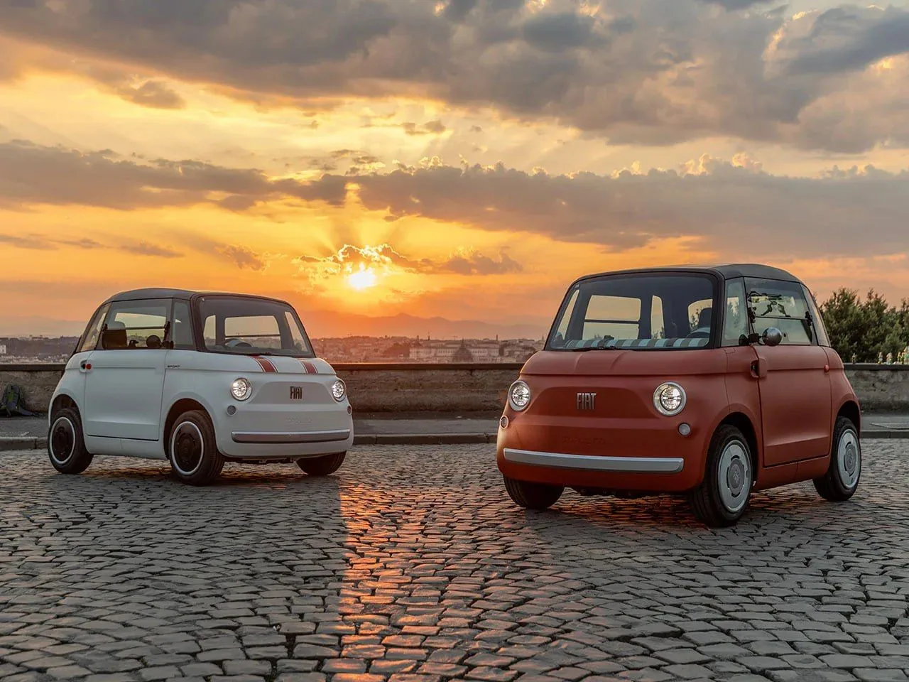 Fiat представила необычный концепт Multiplina — компактный городской электромобиль, вдо...
