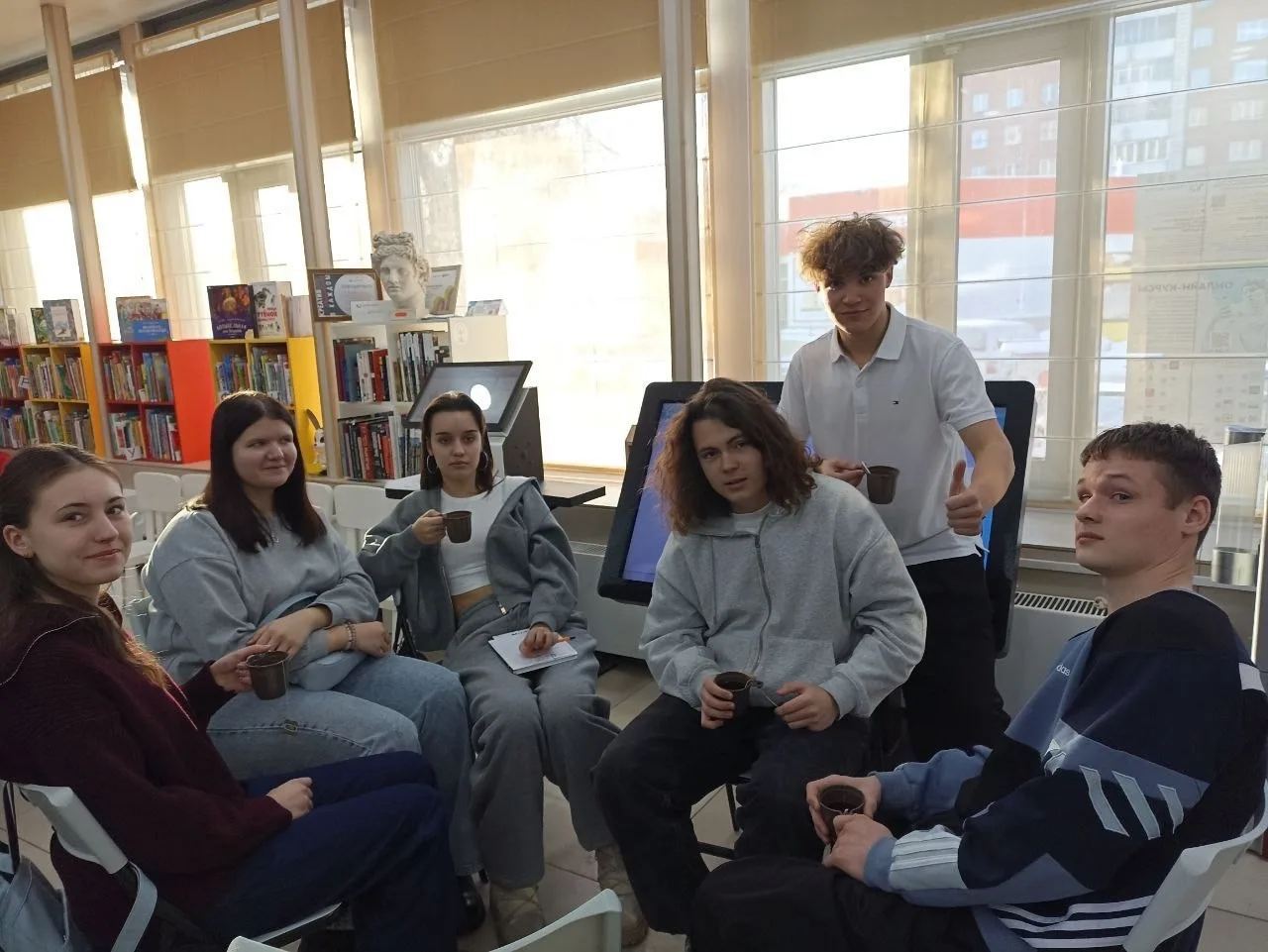 "Живу в России" Так называлась игра, в которой приняли участие наши три команды!   Не побоюсь назват