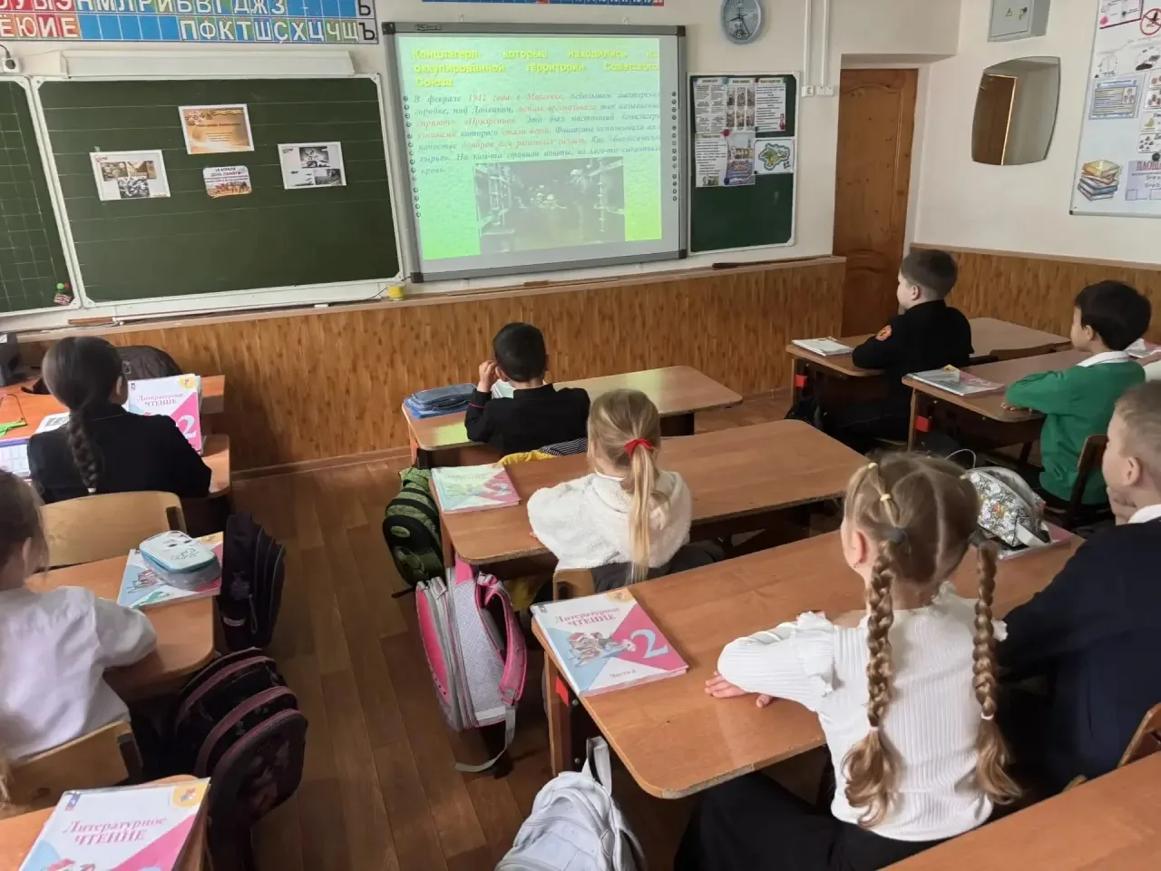 В рамках проекта «Без срока давности» в школе прошли мероприятия, приуроченные ко Дню памяти жертв г