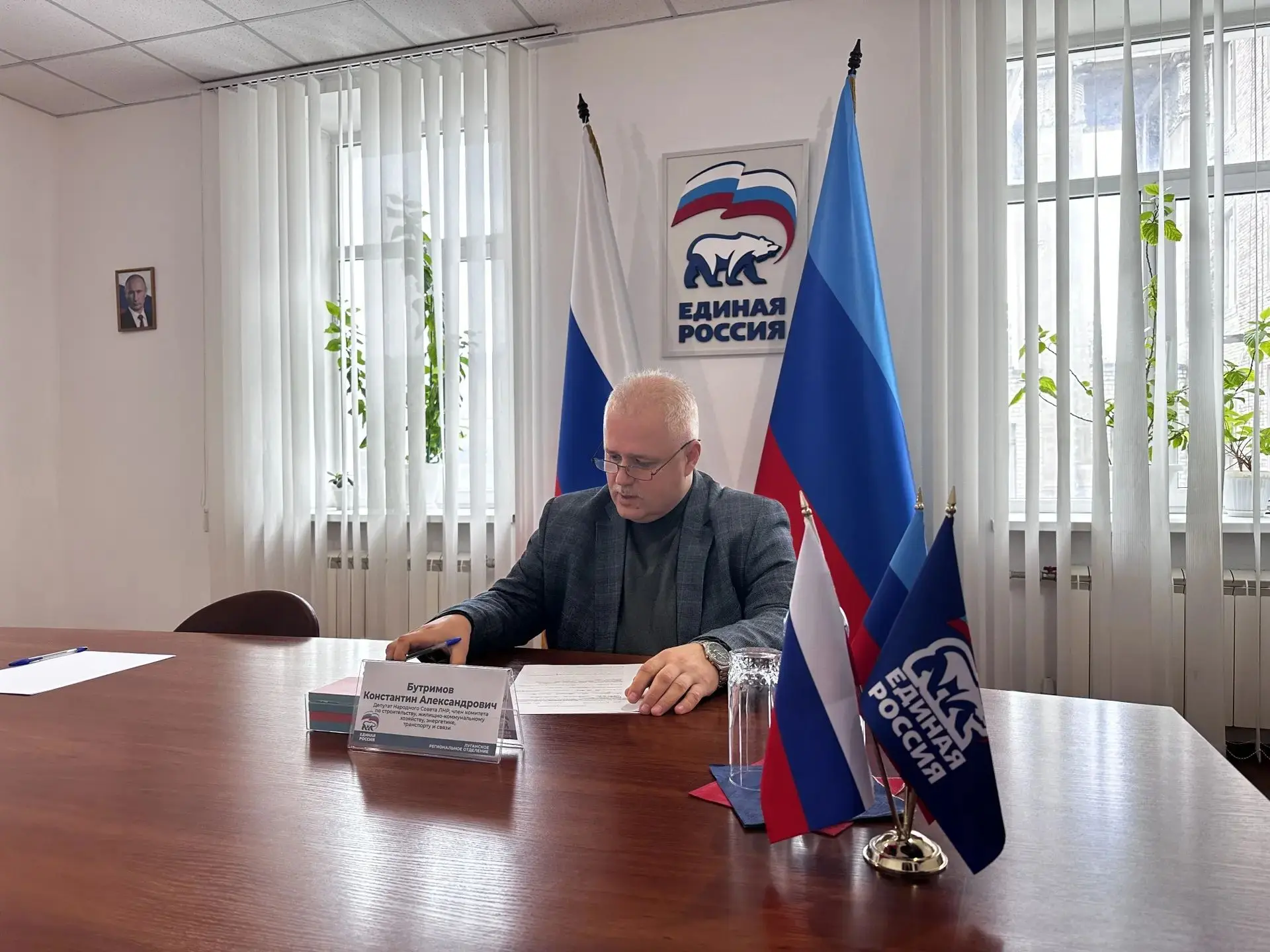 За каждым обращением на приём – не просто волнующий вопрос. За ним – чья-то бессонная н...