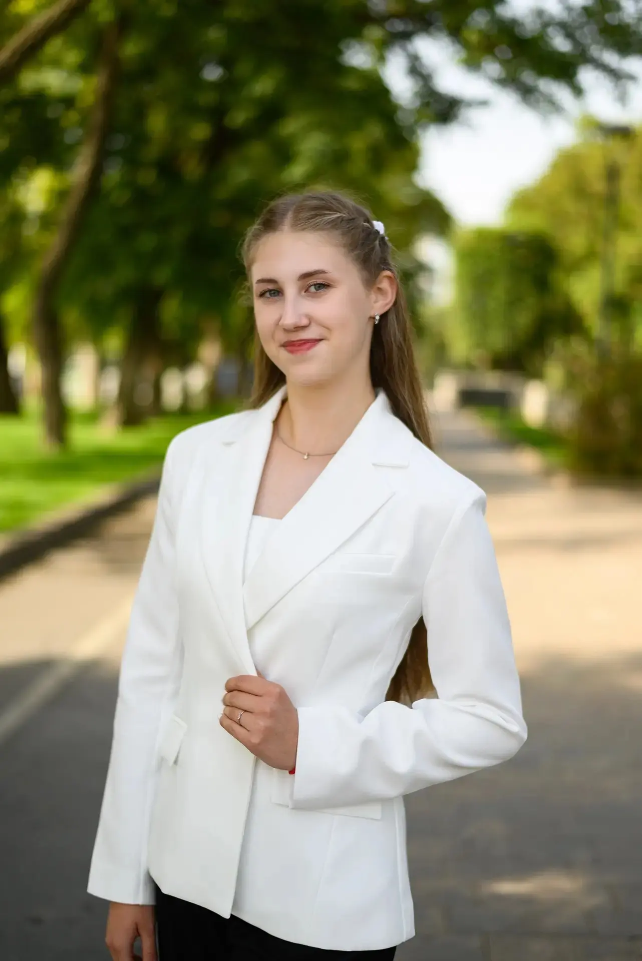 И наконец, наши лучшие результаты в гуманитарных дисциплинах, где, как мы знаем, каждая ошибка стоит