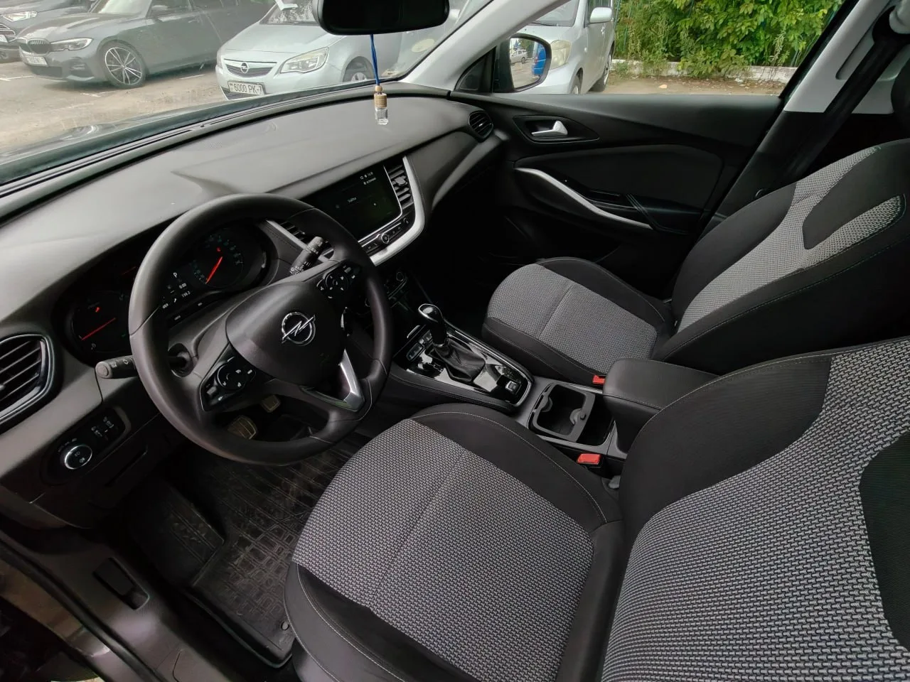 🚘  Opel Grandland X