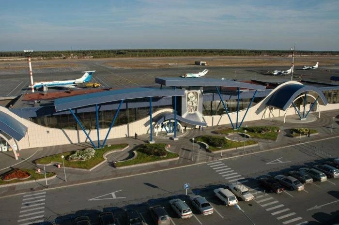 Сургутяне ждут вылета в Сочи почти семь часов