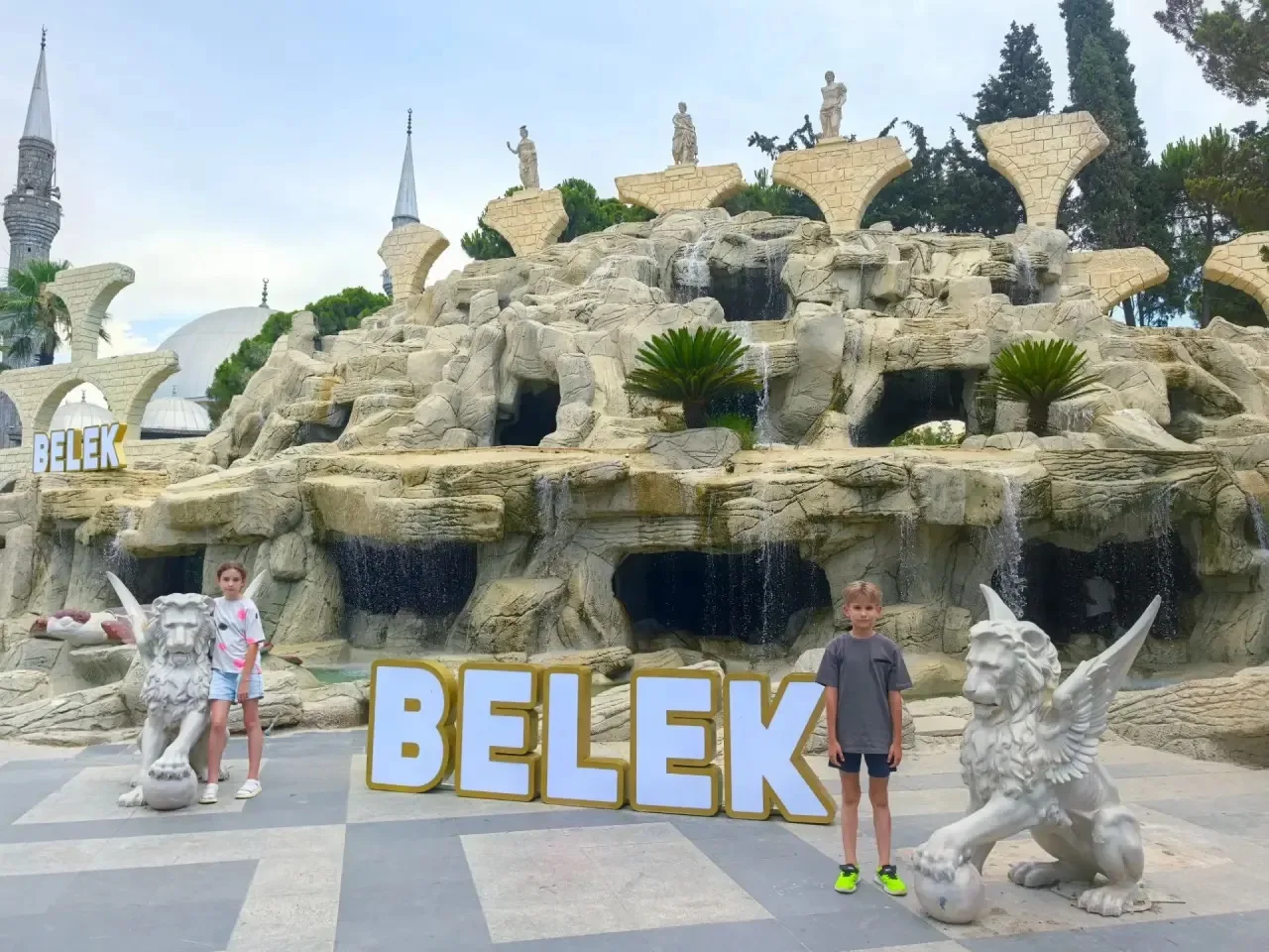 ☀️ Продолжаем нашу летнюю рубрику #интересноелето!

Своими летними впечатлениями делится Половников 
