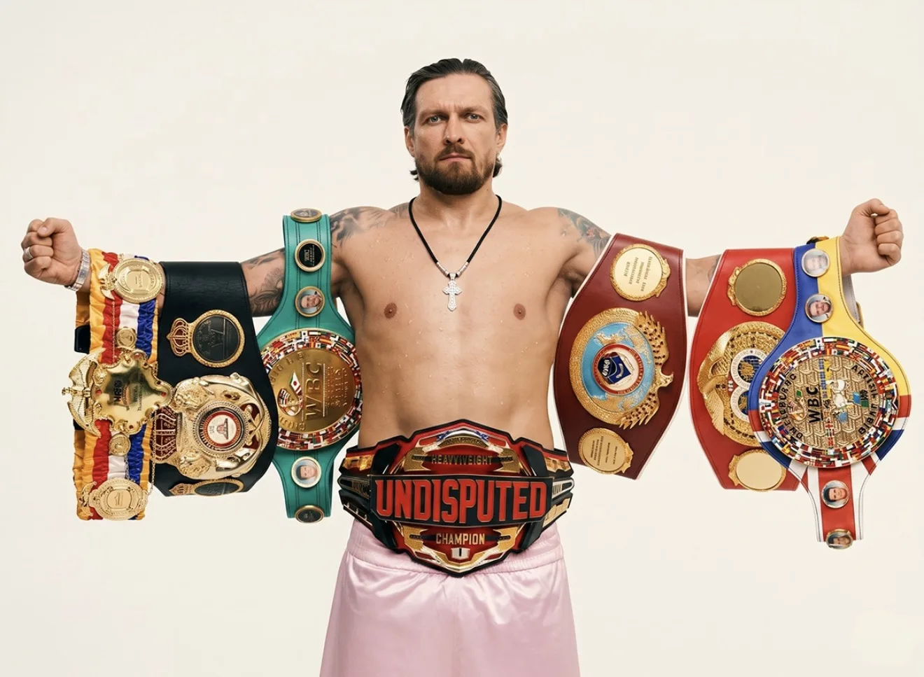 💪 Президент WBC Маурисио Сулейман отреагировал на решение Александра Усика объявить ти...