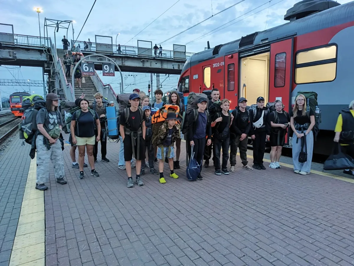 В водный поход по реке Томь отправились учащиеся «Юности» из Бердска

В учебно-тренировочном сплав