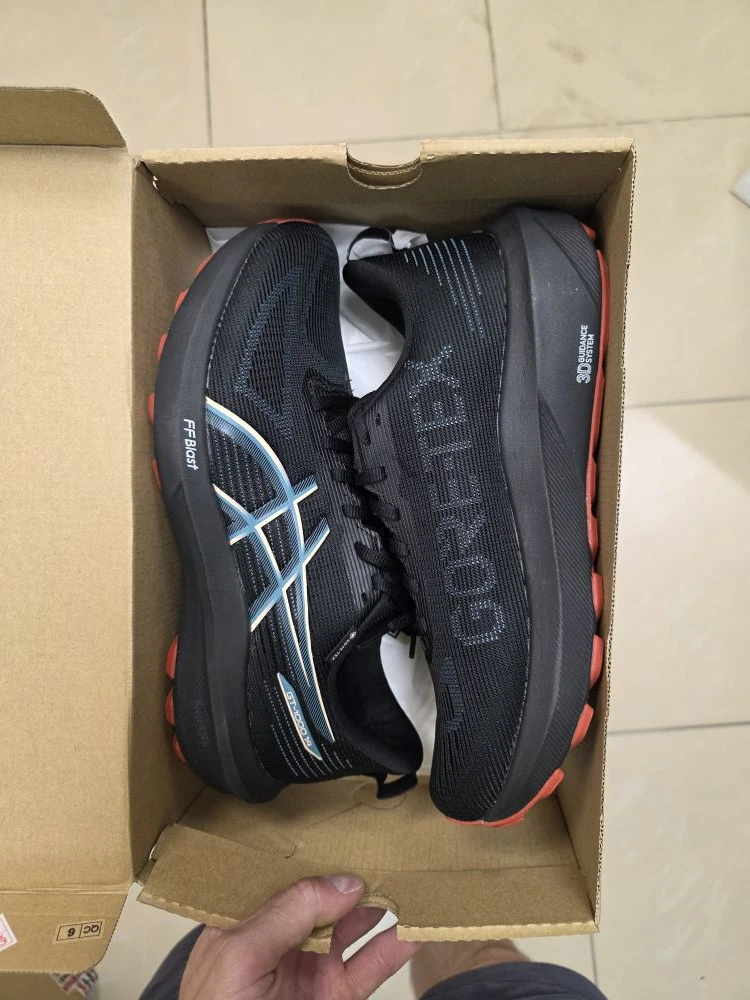Asics GT-1000 14 Gore-Tex 
В наличии 27,5 см
Остальные размеры под заказ 
Для заказа обращаться 
[ко