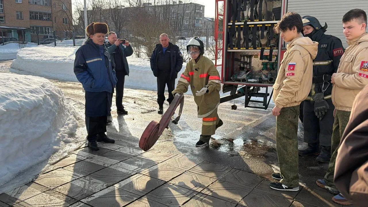 🔥 26 марта в МОУ «Глебовская СОШ» прошёл школьный этап соревнований «Школа безопасности»! 🚒Наши ребя