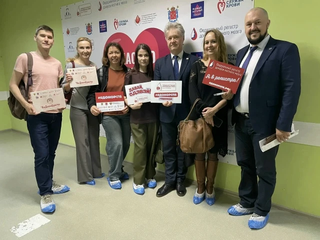 ❤️ Когда помощь — часть корпоративной культуры

Представители компании «Росгосстрах» сдала кровь на 
