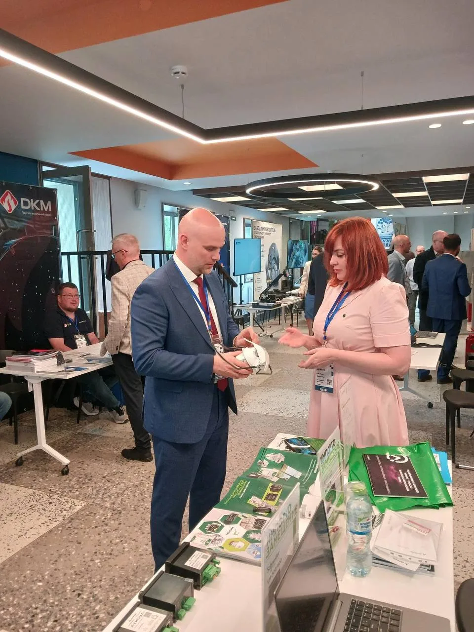 🔗 Промышленная EVOлюция
 
Вчера в Вологодской области стартовал «Всероссийский форум энергетиков» —