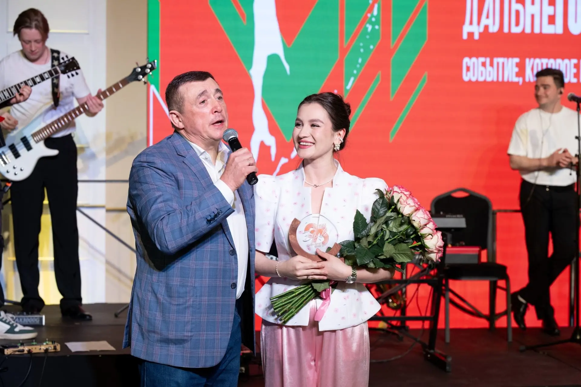 Можно официально объявить: 95-й театральный сезон Чехов-центра закрыт!