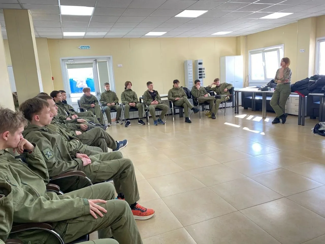😁 Кажется, только вчера наши ребята из 10 "А" и 10 "Б" классов отправились на учебные сборы по основ