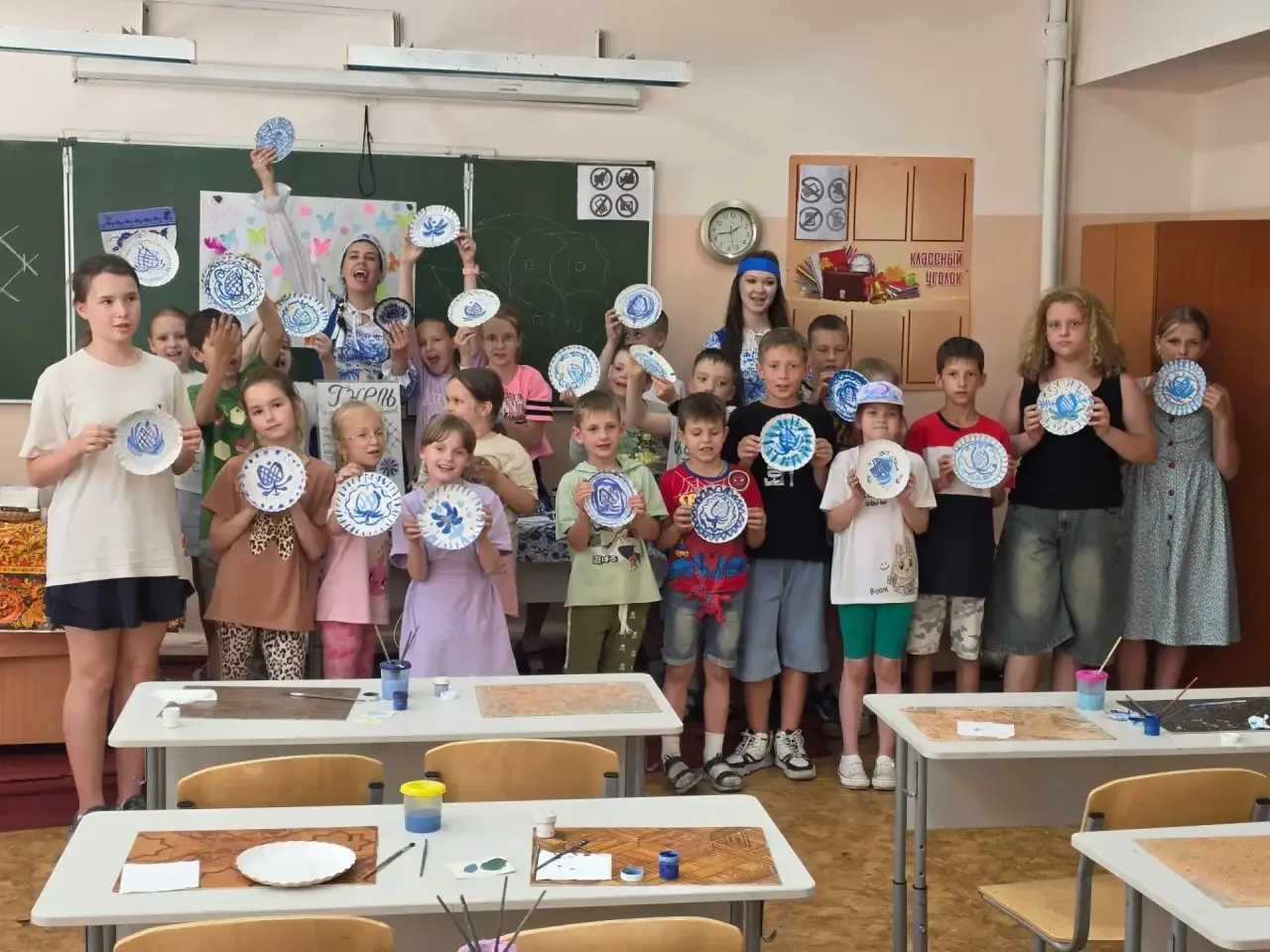 ПРИШКОЛЬНЫЙ ЛАГЕРЬ | ДЕНЬ 5 🌞🕺🎨

Пятый день в «Парусе» выдался культурным, творческим и очень поз