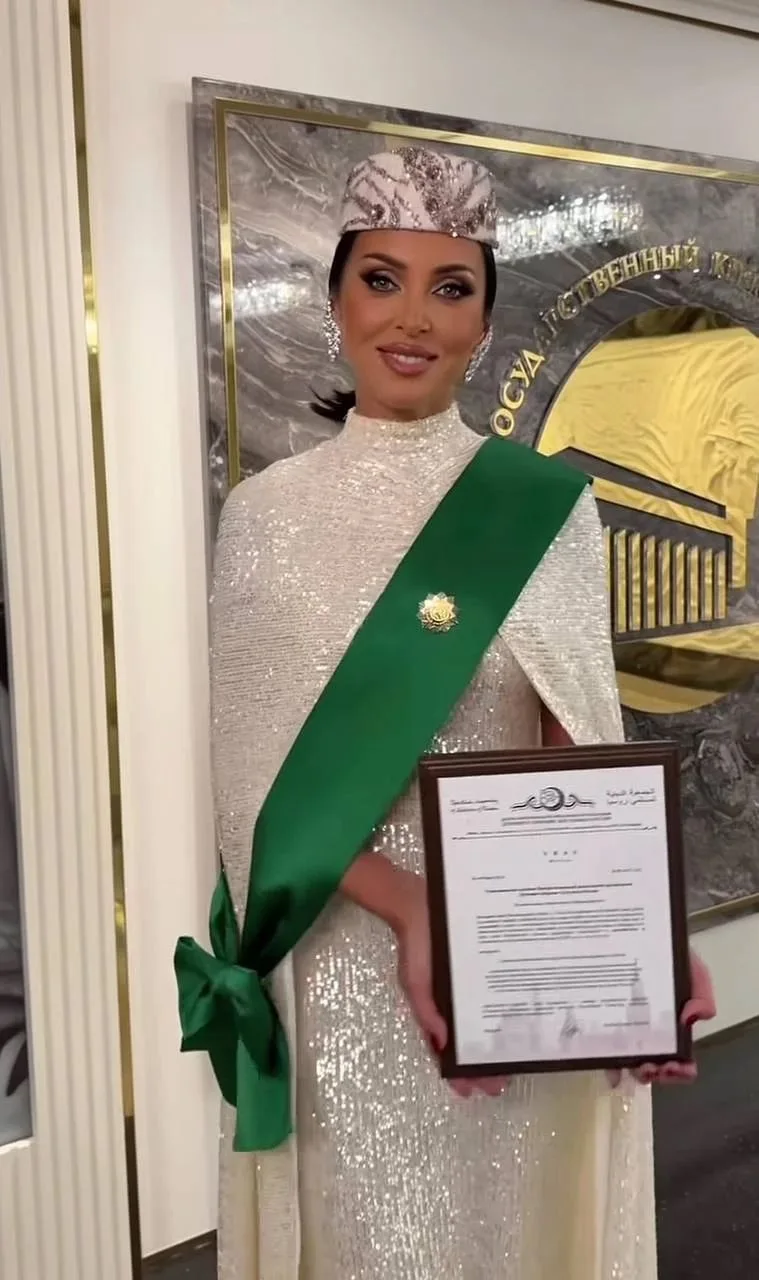 🔥Певицу Алсу наградили новым орденом