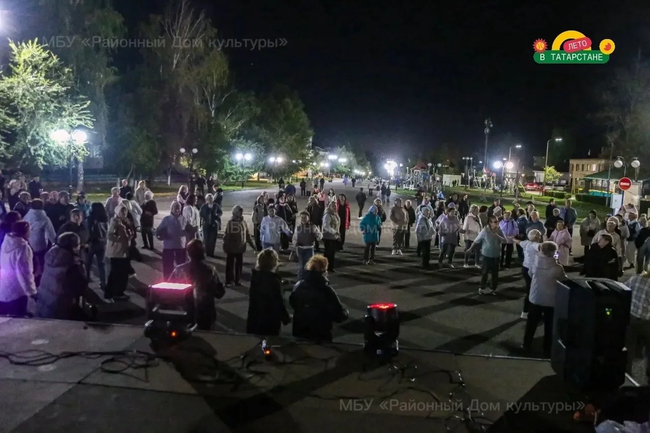 💃 В Мамадыше провели ретро-дискотеку в рамках проекта «ЛетоВТатарстане»