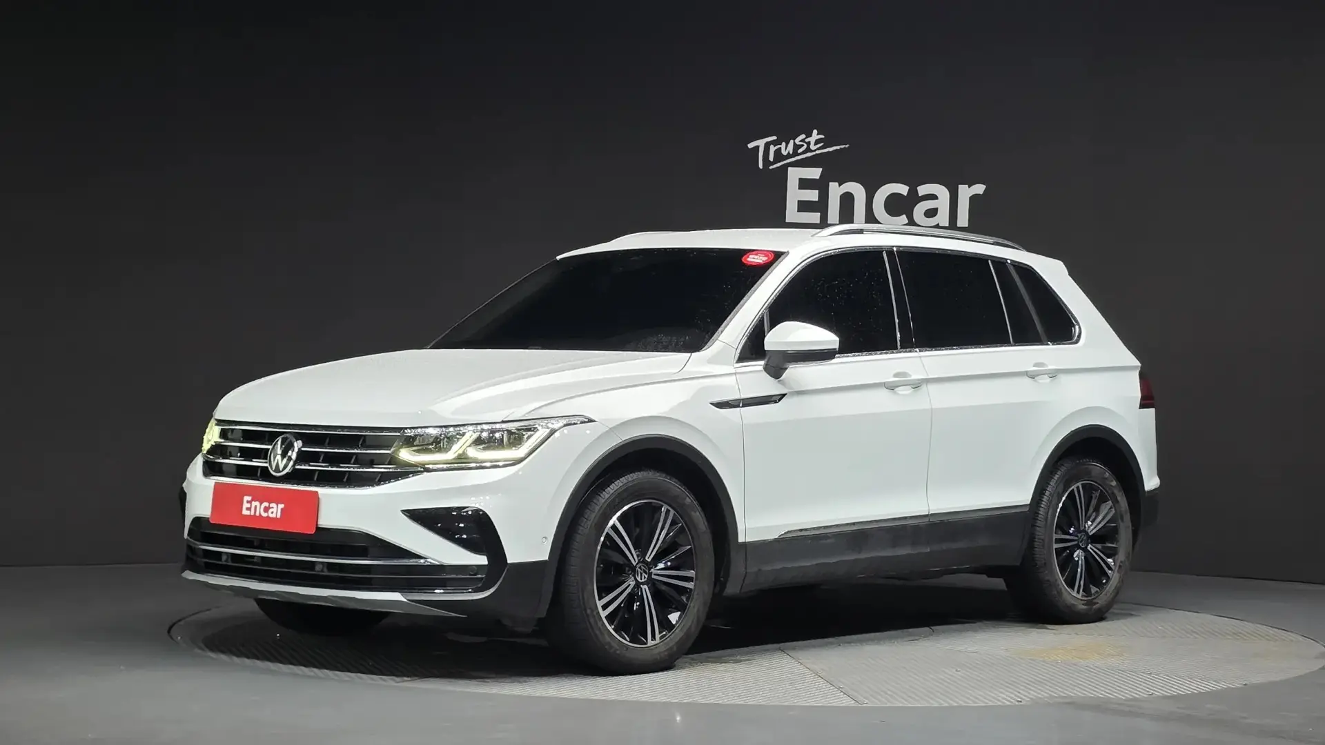 ⚡️👍🏻Сделали сравнение вариантов Tiguan из Кореи и Китая

✅Оба автомобиля предварительно без окрасо