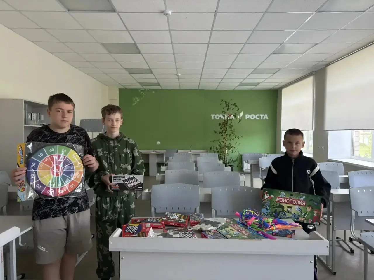 🎁 Подарки ко Дню защиты детей для воспитанников лагеря «Сказка»