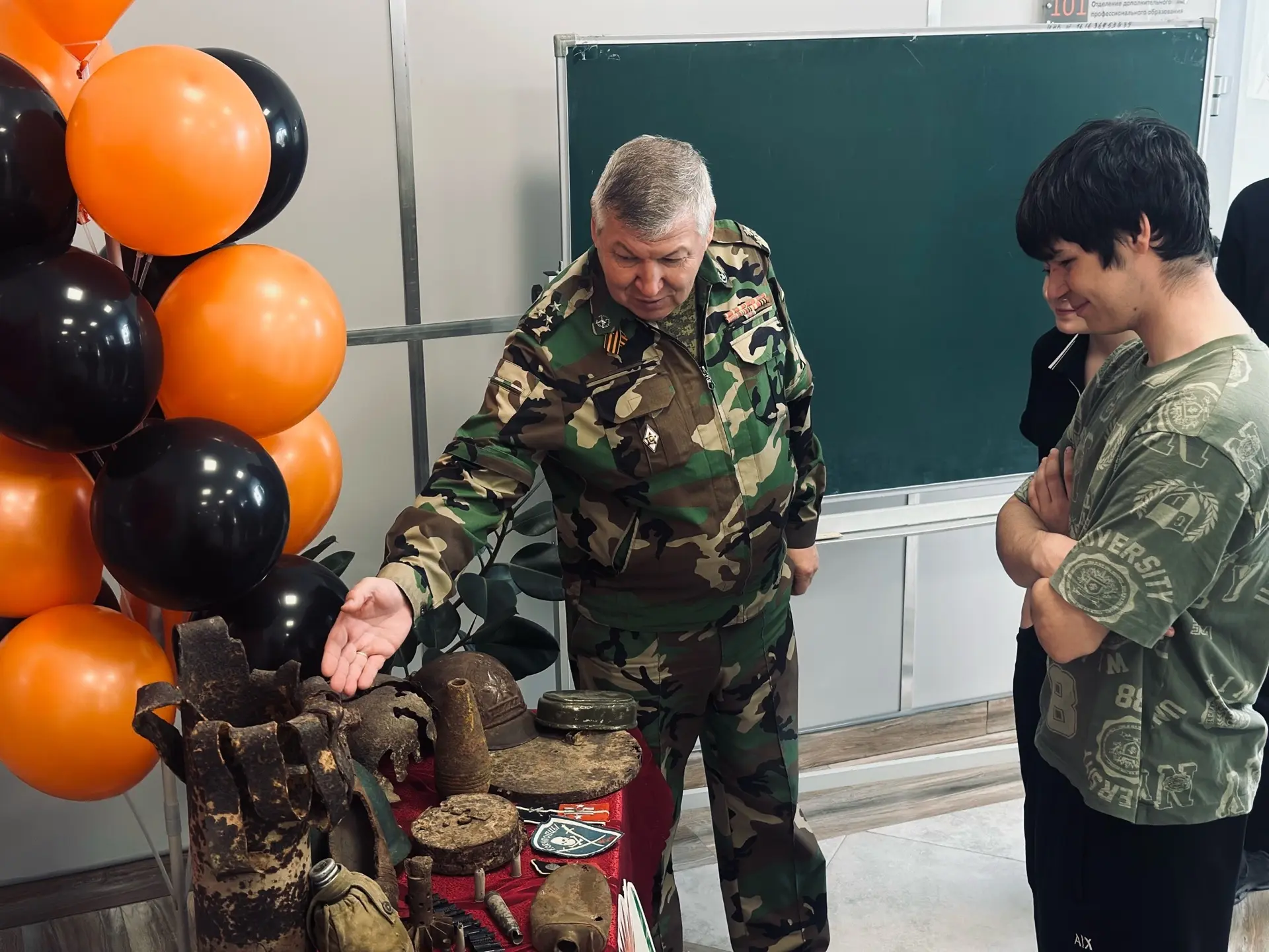 📜 Выставка «Эхо войны» в Кореновском политехническом техникуме  В преддверии Дня Победы в фойе Корен
