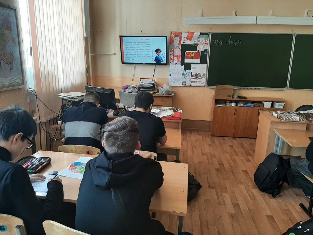 Скоро закончится учебный год, а вместе с ним завершается и первый сезон программы «Форм...