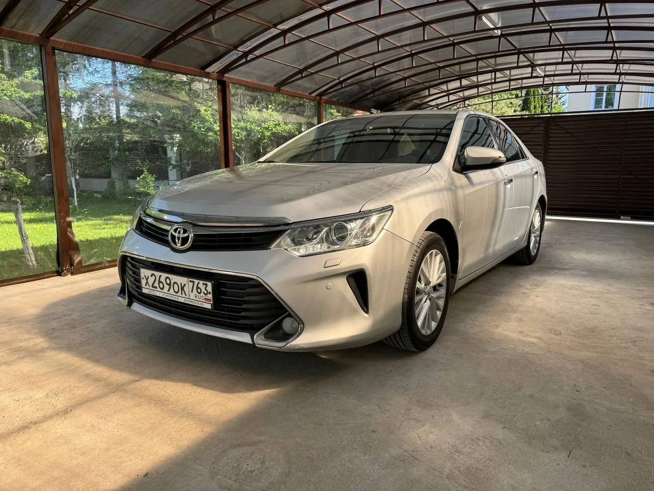 Продаю легенду в идеальном состоянии — Toyota Camry 2015