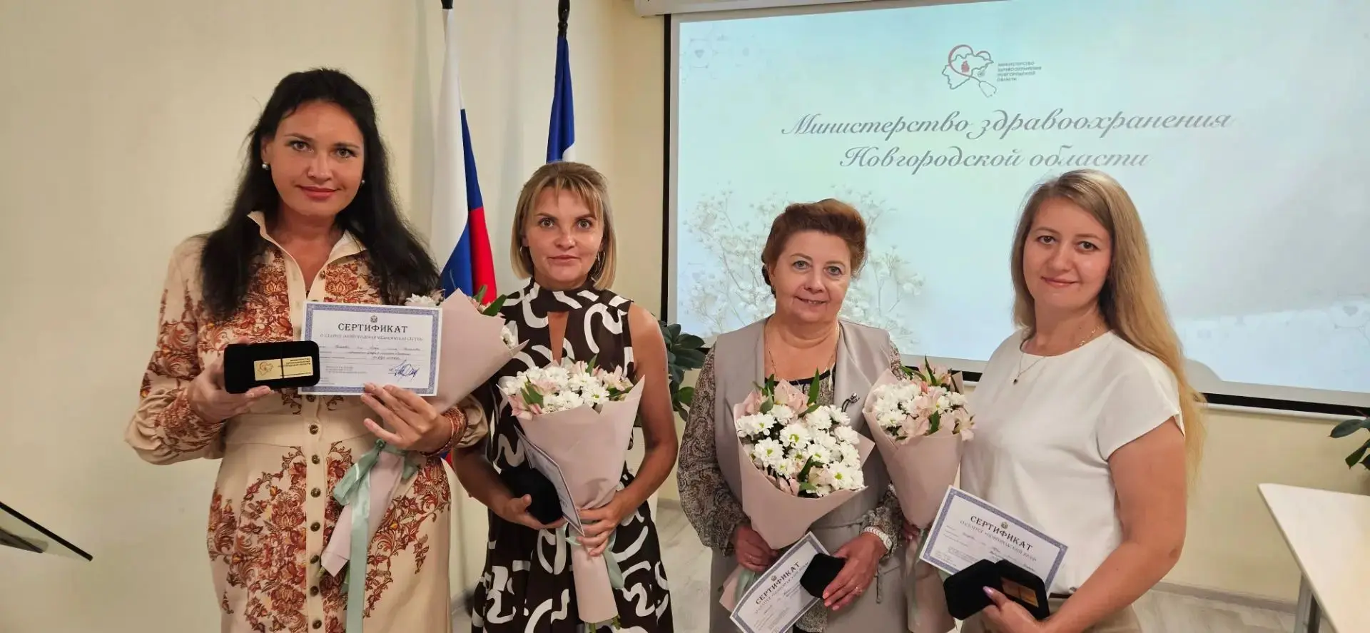 Врачи и медсестры госпиталя - снова в числе лучших❤