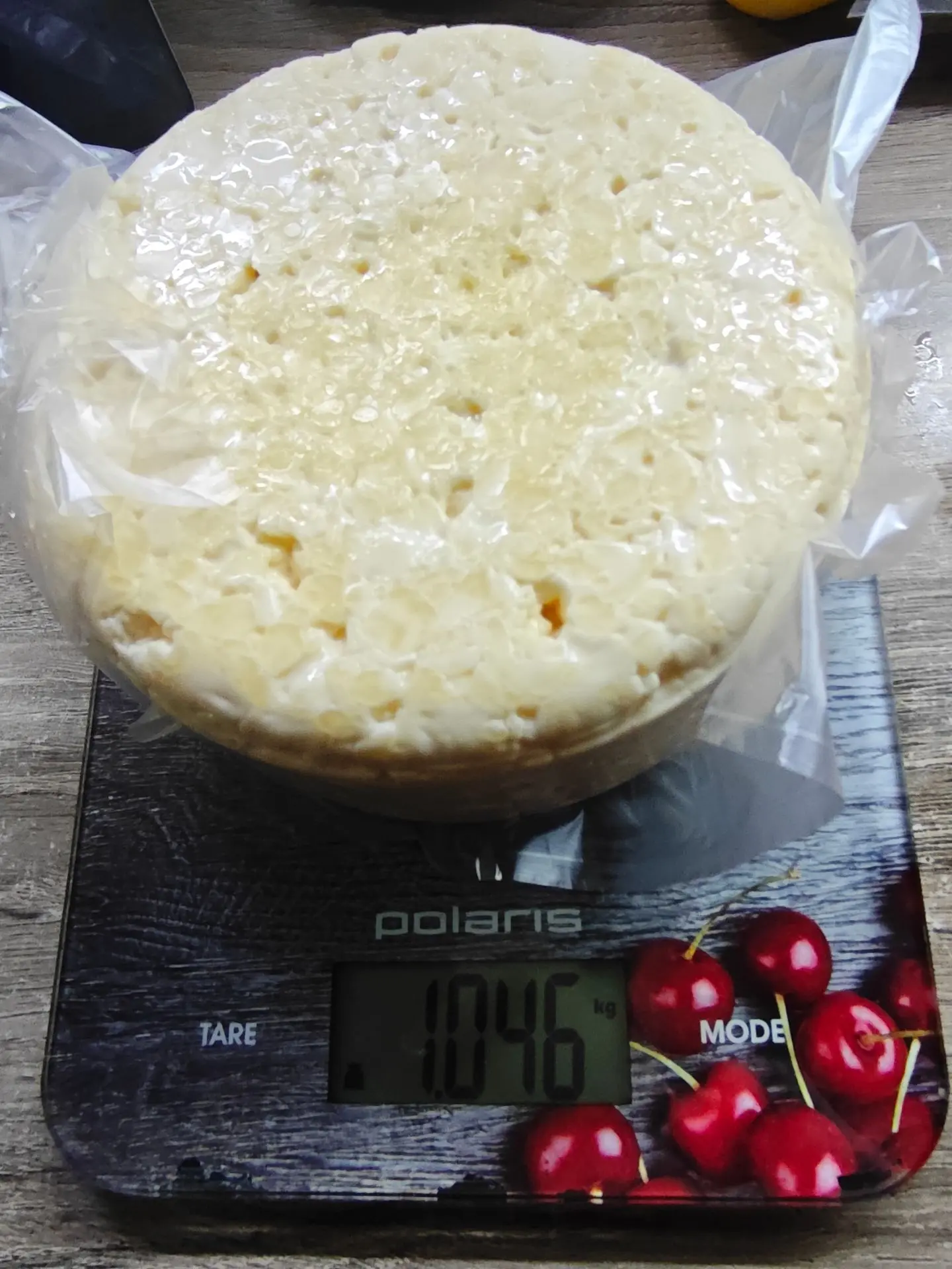10 л молока, конечно будет усушка, но считаю, что за 500 рублей получить около килограм...