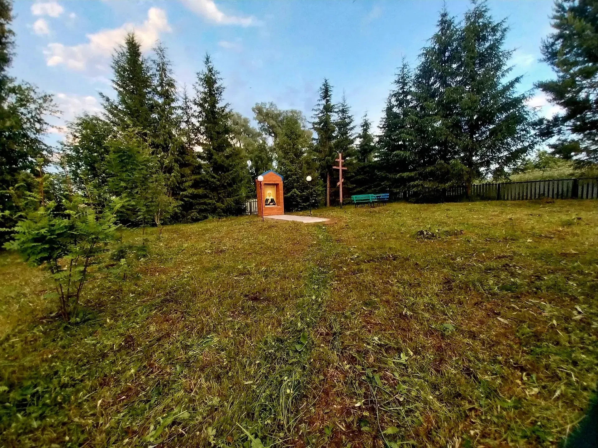 🌷☘️🌷население, которое искренне  любит свою деревню, готово ухаживать за ней и в выходные дни.....
